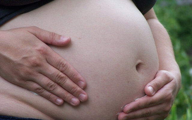 tripa de embarazada de seis meses