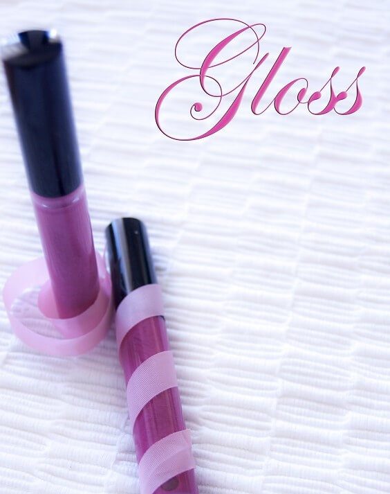 dos gloss de diferentes colores